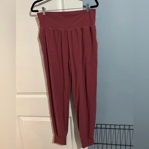 Athleta salutation in powervita jogger